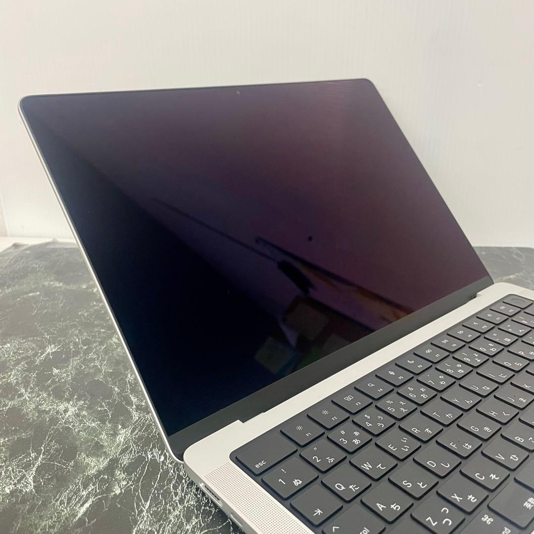アップル Apple MR7J3J/A 14インチ MacBookPro M3