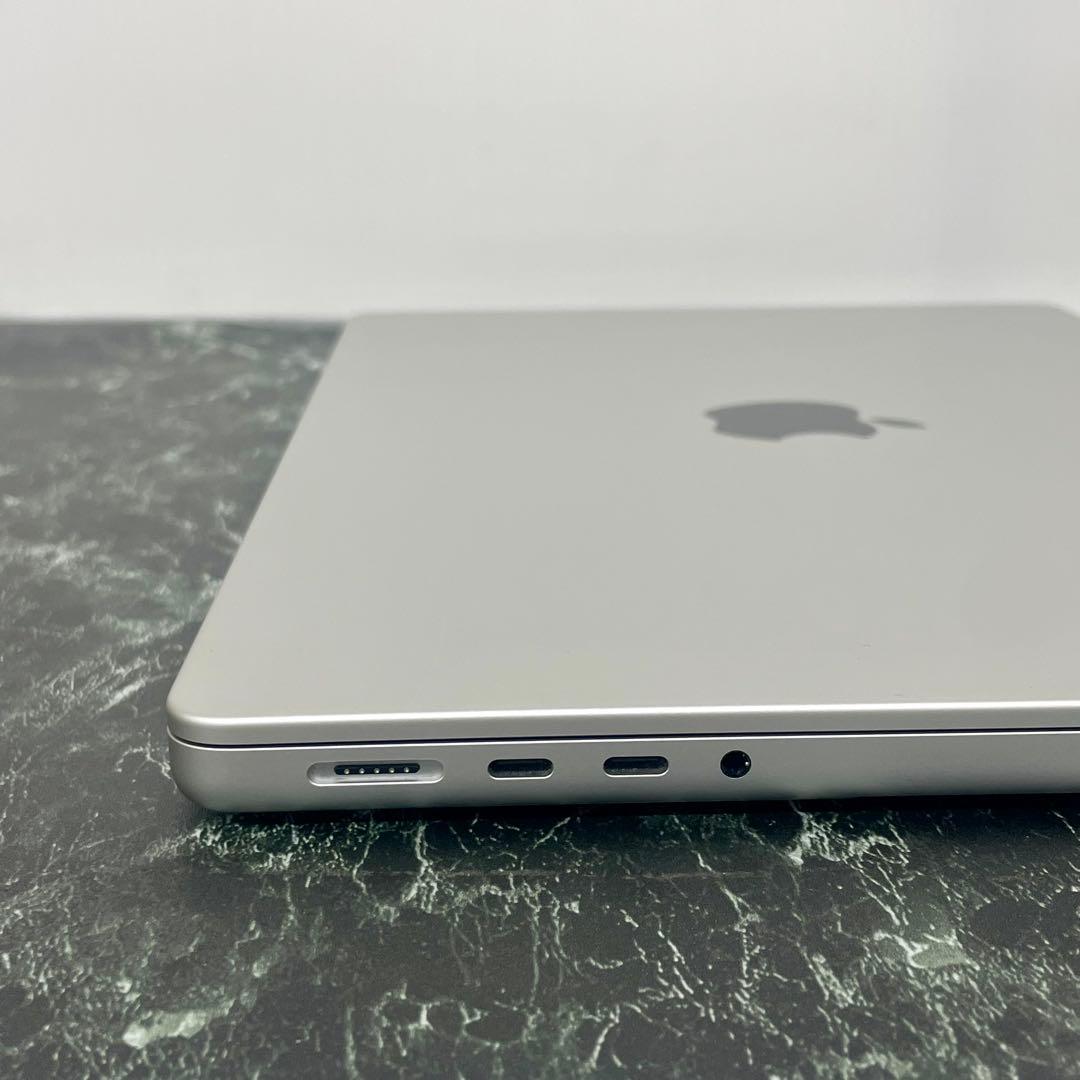 アップル Apple MR7J3J/A 14インチ MacBookPro M3