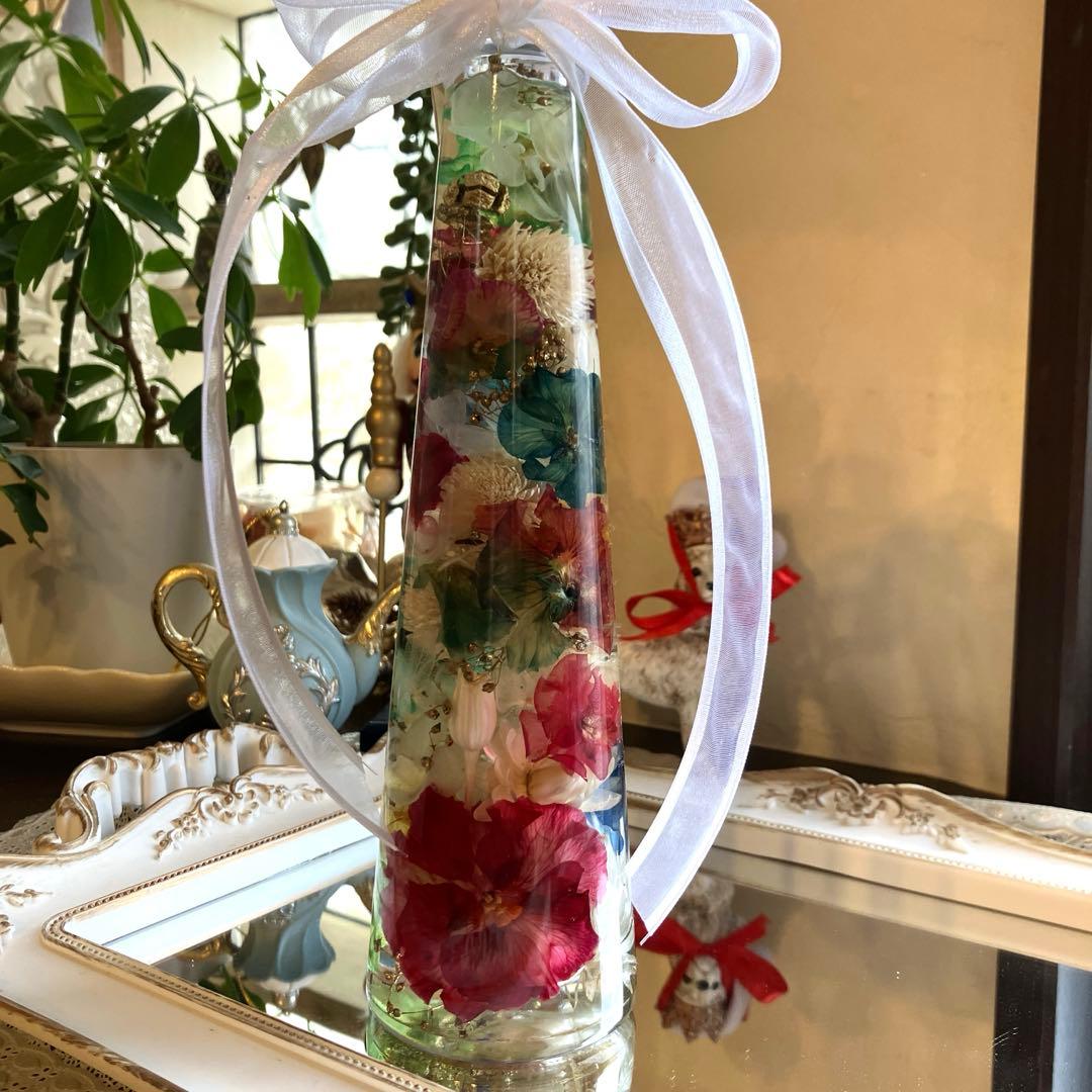 ◆ハーバリウム　303 バラと色とりどりのパンジーとビオラ*.:。✿*゜