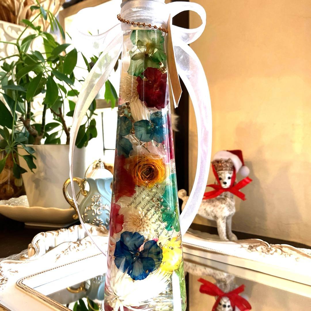 ◆ハーバリウム　303 バラと色とりどりのパンジーとビオラ*.:。✿*゜