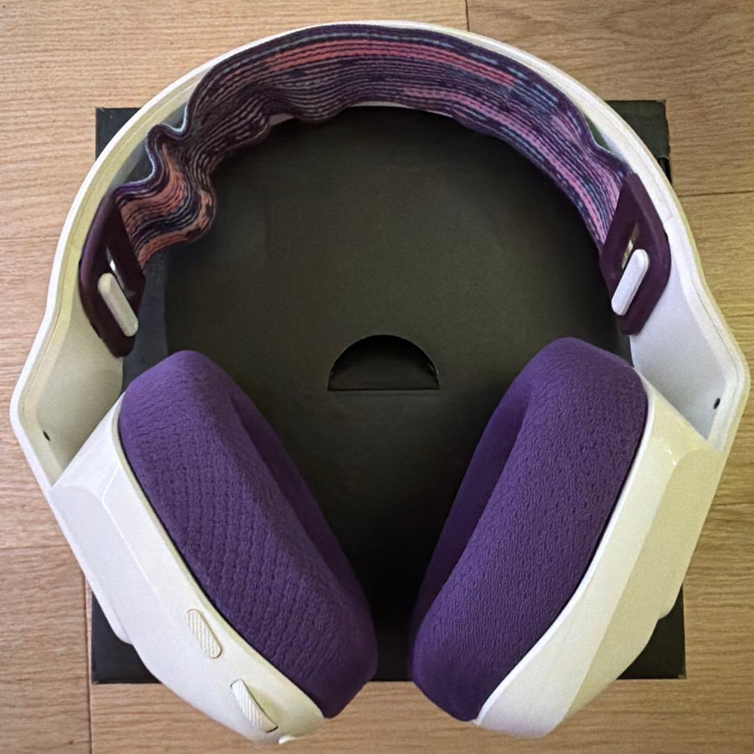 ヘッドホン Logitech G733