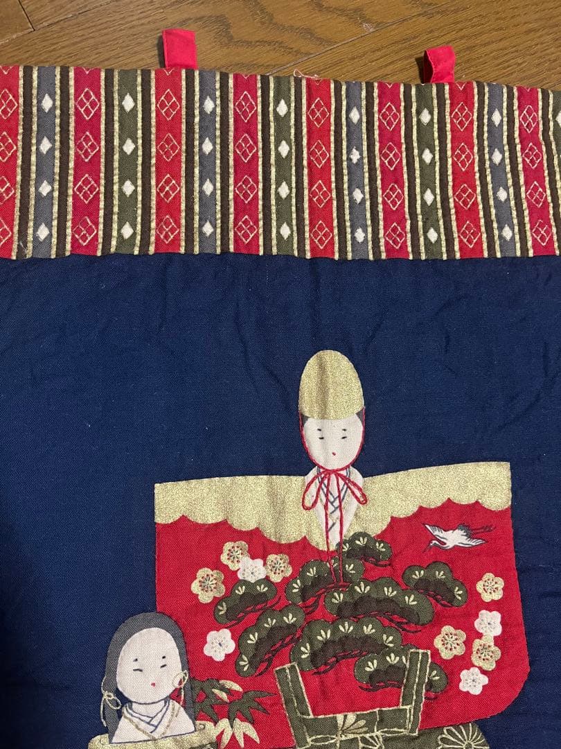 おまけタペストリー付◆雛人形◆お雛様 【親王飾り】 落ち着いた漆塗りの台座