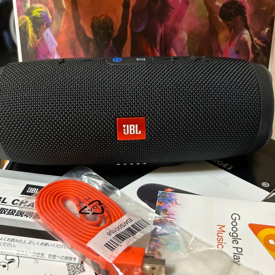 JBL ブルートゥーススピーカー CHARGE3 防水 新品に近い 極上品