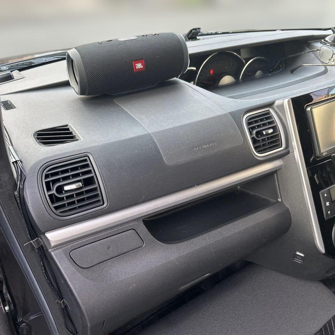 JBL ブルートゥーススピーカー CHARGE3 防水 新品に近い 極上品