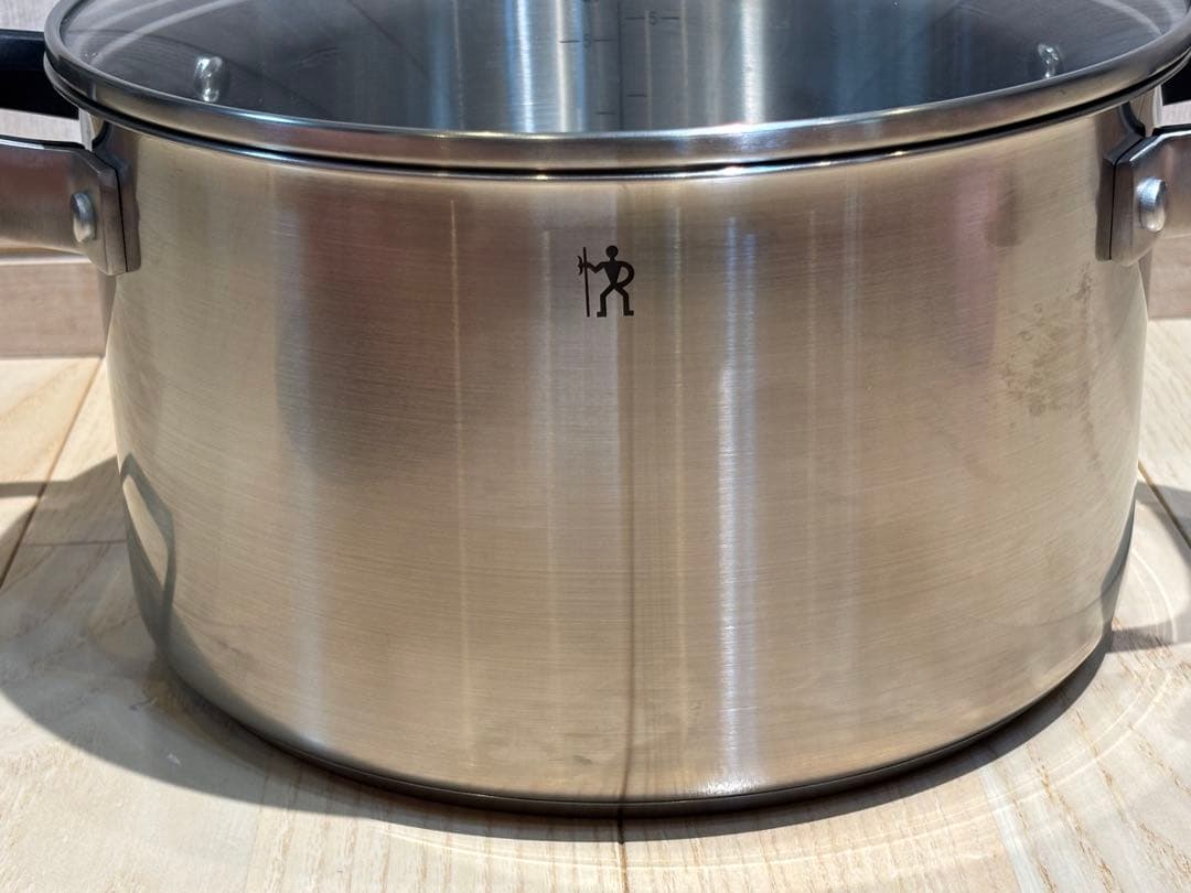 ヘンケルス HIスタイルベーシック 深型両手鍋24cm