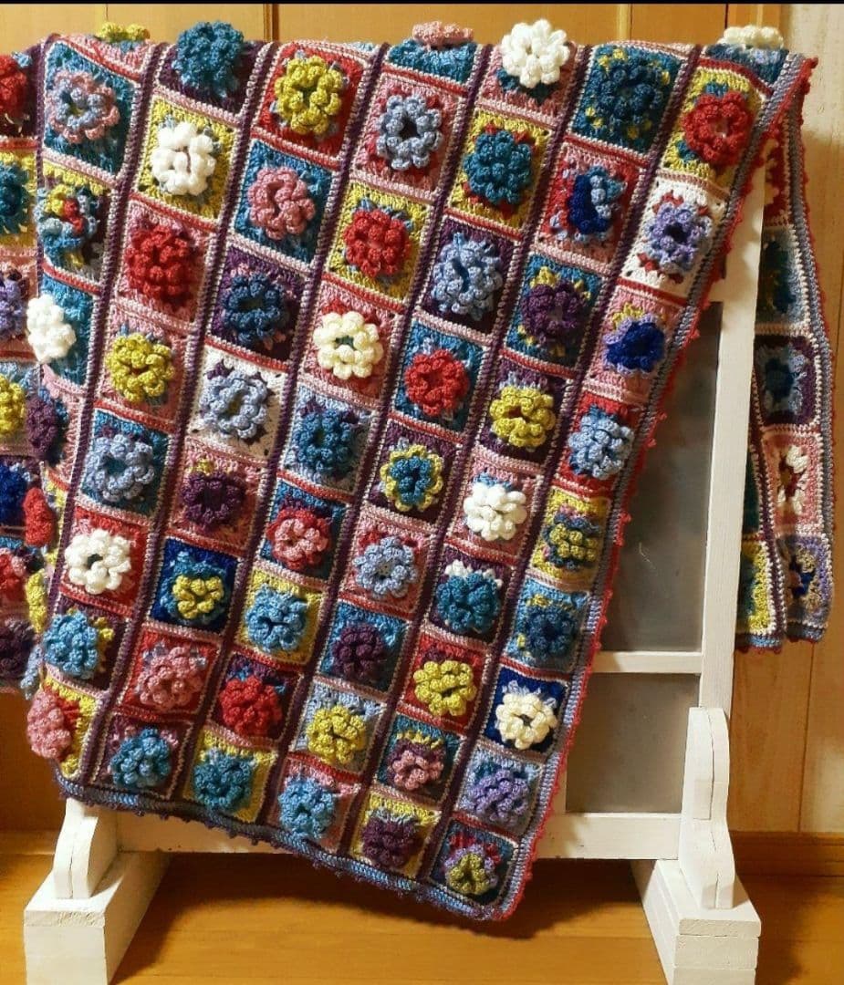 もこもこ モチーフ編み マルチカバー （サイズ約166×90㎝）