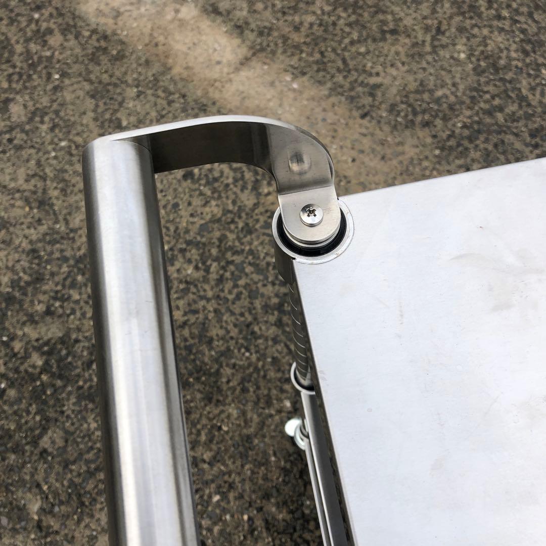 業務用調理台　作業スチール製3段メタルラック キャスター付き　組立式　錆に強い❣️