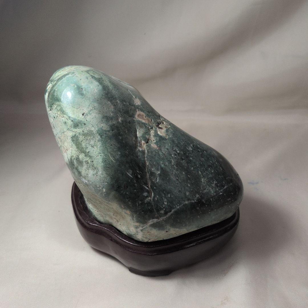 産地不明　鑑賞石　美石　約3キロ