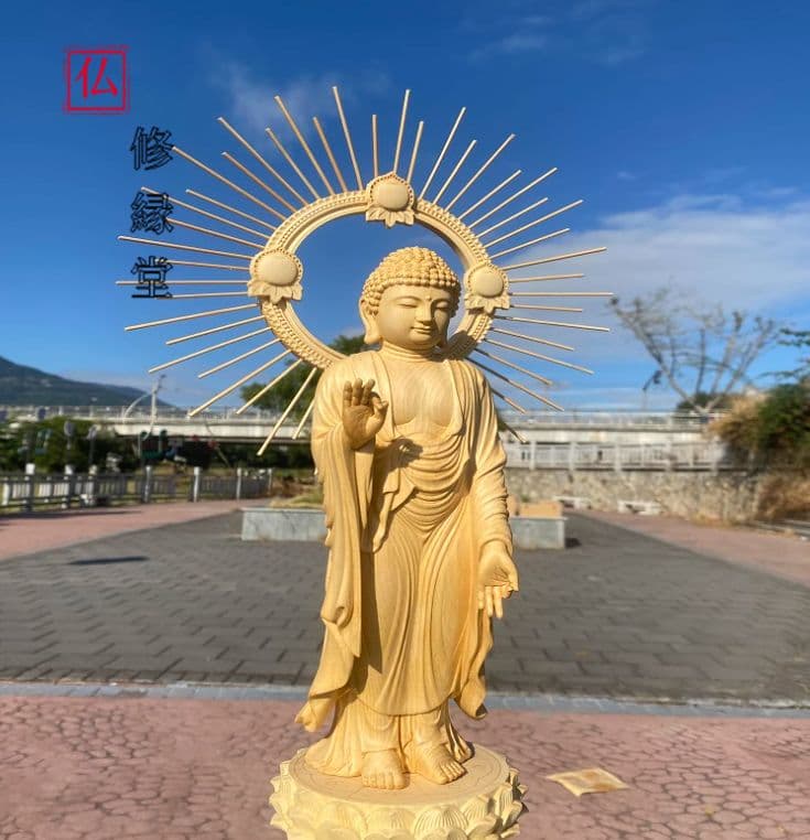 【修縁堂】珍品　精密彫刻　最高級 釈迦牟尼 仏教工芸品　木彫仏像