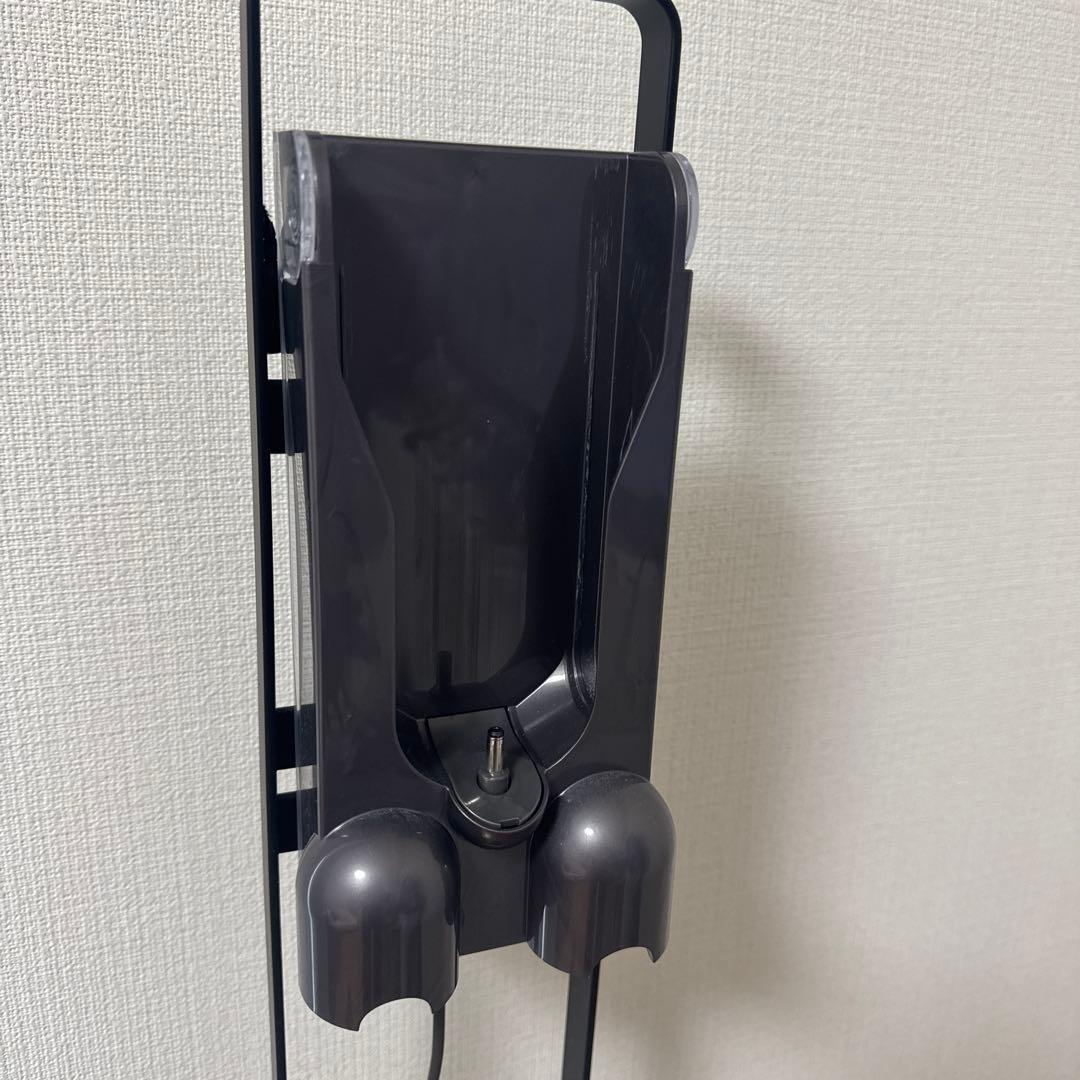 ダイソン Dyson Cyclone V10 Fluffy本体➕パーツ➕スタンド