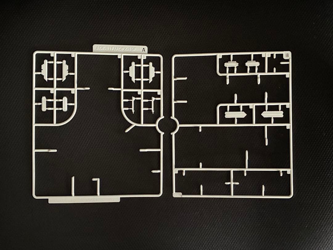 コトブキヤ　ADFX-10F 組立て済　ジャンク扱　1/144 プラモデル