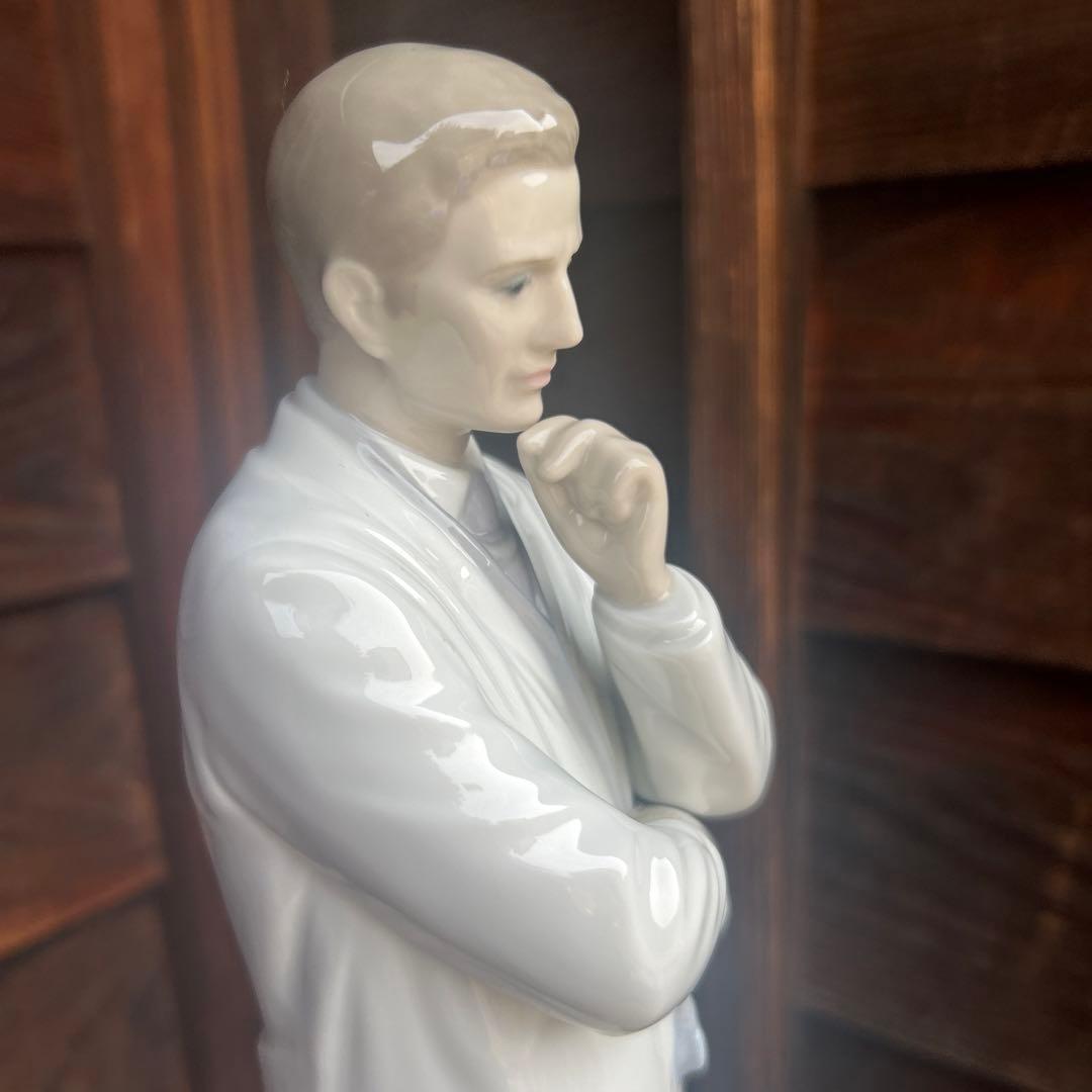 リヤドロ LLADRO スペイン製 優秀なドクター　置物 WA2 88
