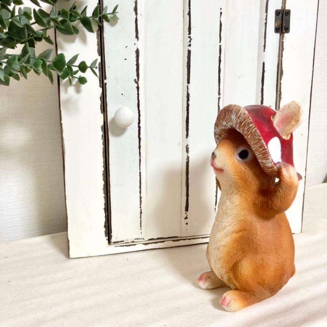 【新品】うさぎ3匹セット　ガーデン雑貨 オブジェ　お花、きのこ、スイカ