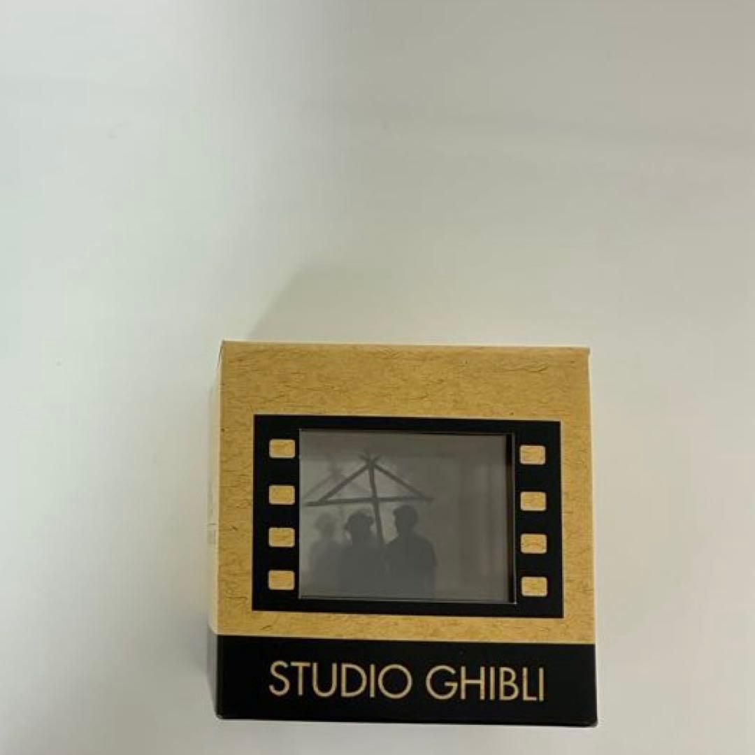 シルエットオブジェ　ジブリ　おもひでぽろぽろ