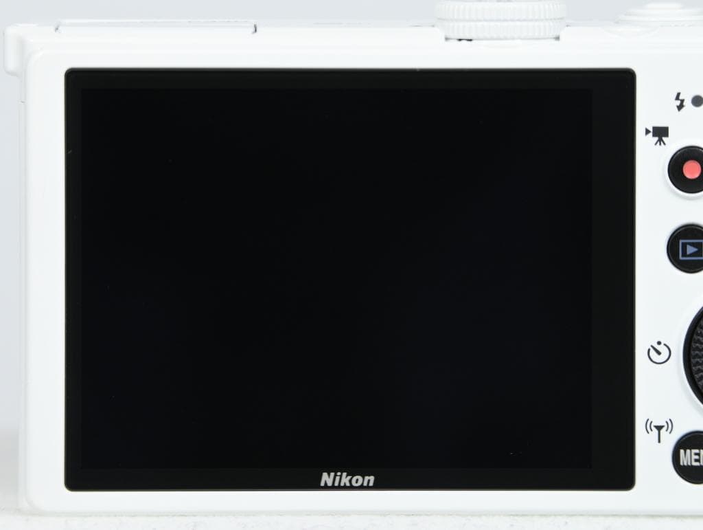 【美品】 ニコン　Nikon COOLPIX P340 ホワイト