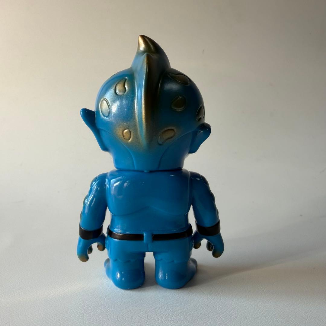 リアルヘッド　ミュータントヘッド　ミニ　ソフビ　フィギュア　青