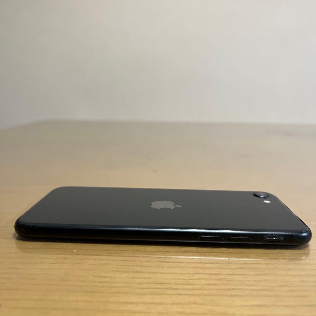 Apple iPhoneSE第2世代　64GB ブラック