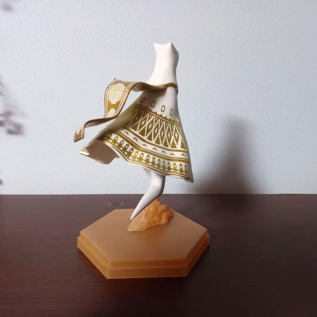 【限定値下げ中】POP UP PARADE 風ノ旅ビト 白い旅ビト【フィギュア】