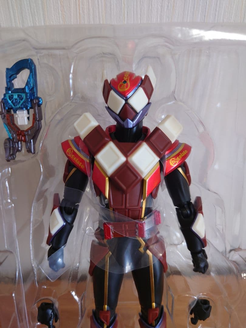【欠品あり】S.H.Figuarts 仮面ライダーヴァレン チョコドンフォーム