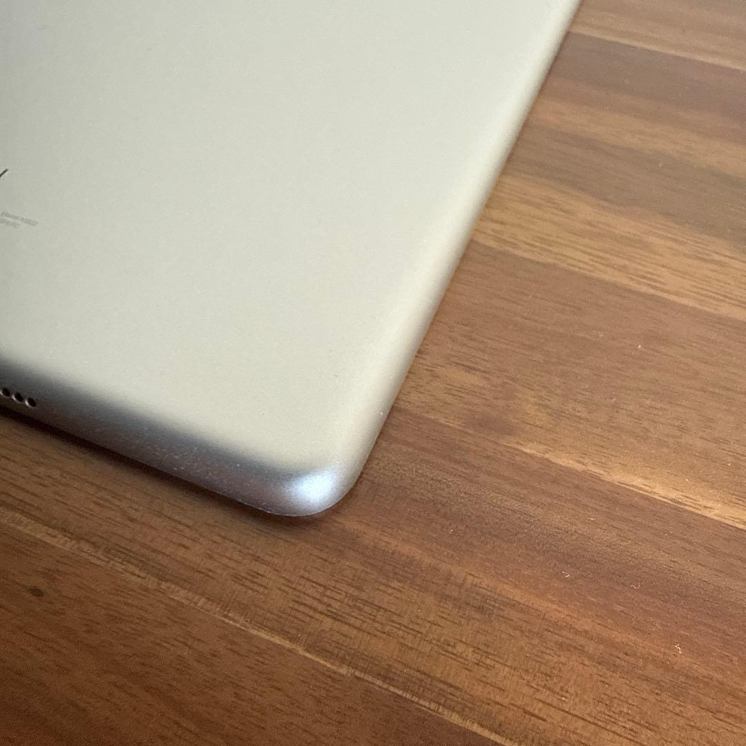 Apple iPad　第5世代　32G　 9.7インチ