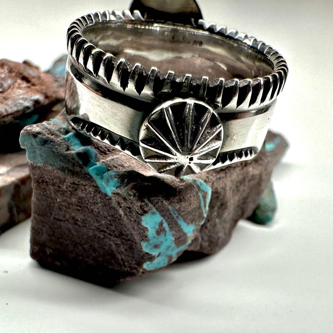 ネイティブアメリカンスタイル　オールドストック　スモーキービズビー　ハンドメイド