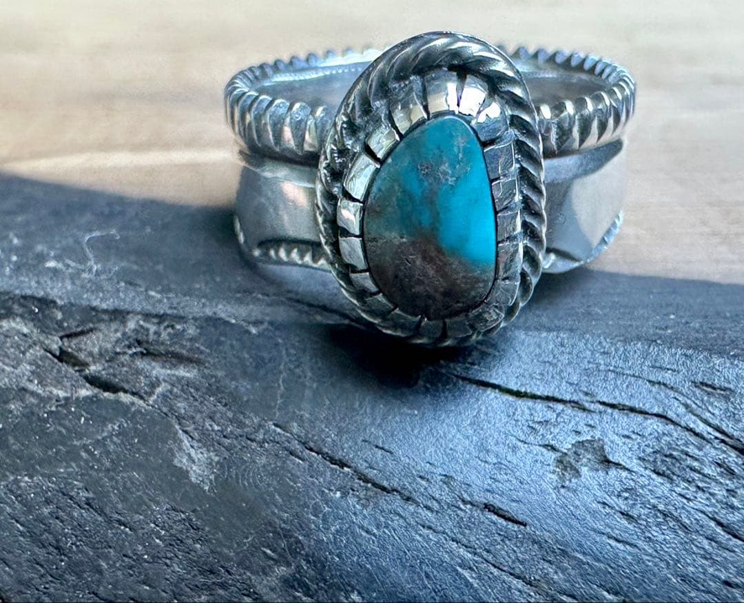 ネイティブアメリカンスタイル　オールドストック　スモーキービズビー　ハンドメイド