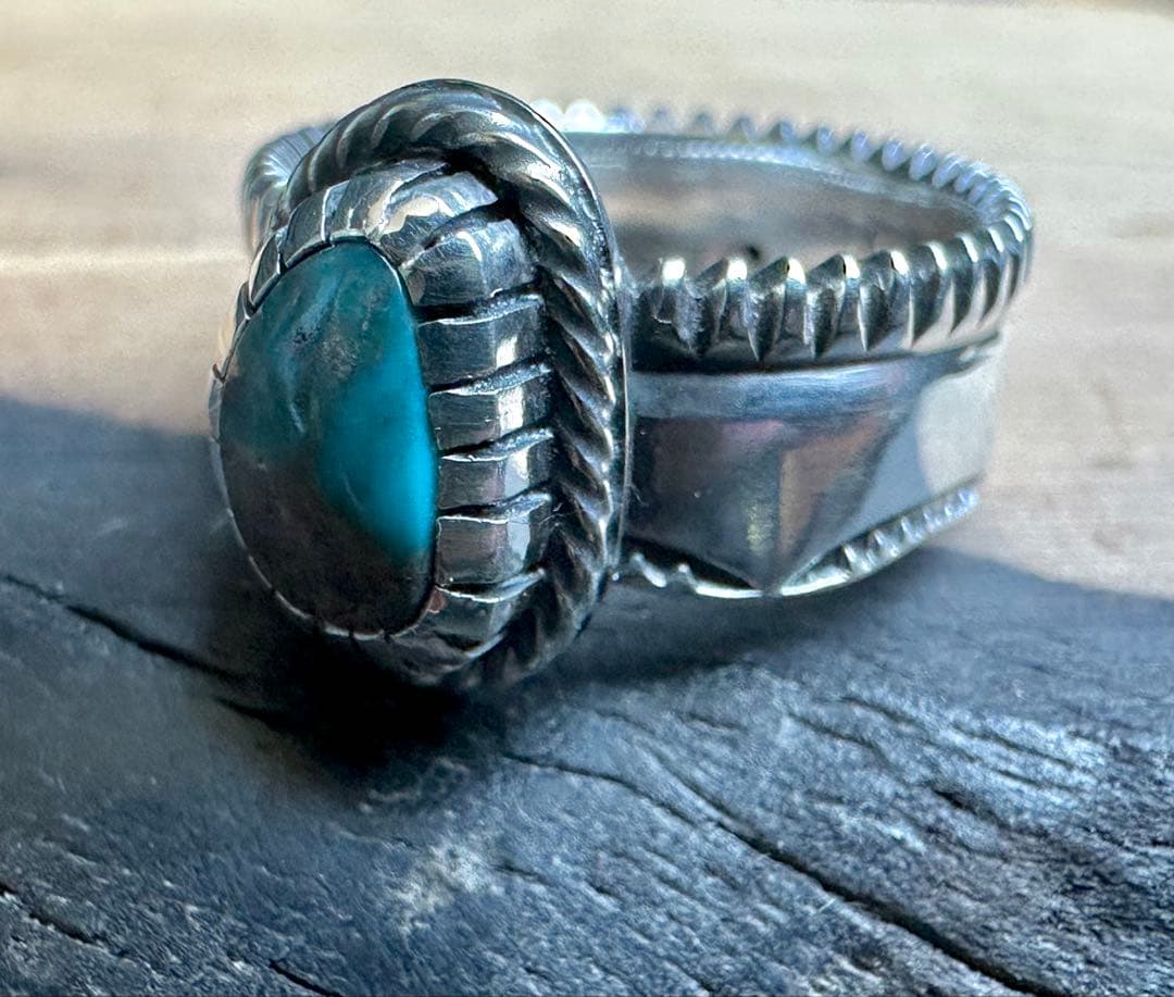 ネイティブアメリカンスタイル　オールドストック　スモーキービズビー　ハンドメイド