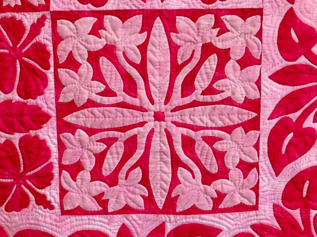 ハワイアンキルト　タペストリー　お花サンプラー