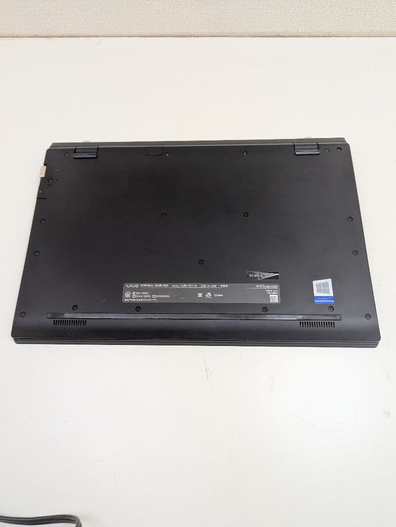 Sony VAIO 14インチ Core i5 8265U SSD256GB