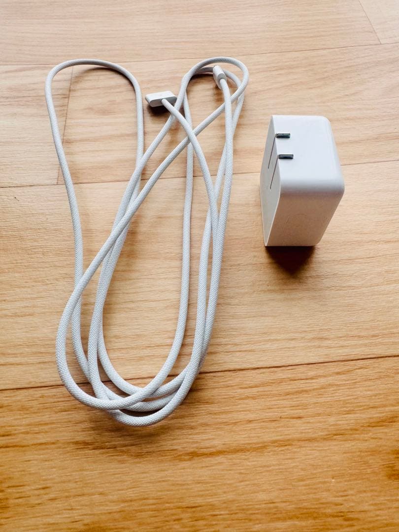 MacBook Air 13インチ M4 / メモリ16GB / SSD512G