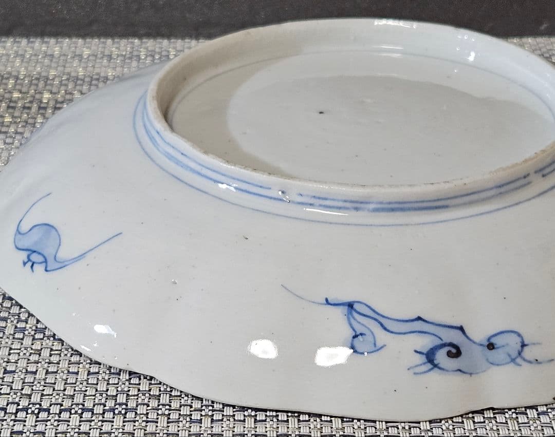 江戸時代末期～明治時代　錦手　金彩色絵　松鶴図　金彩赤絵亀甲文　21.8cm皿