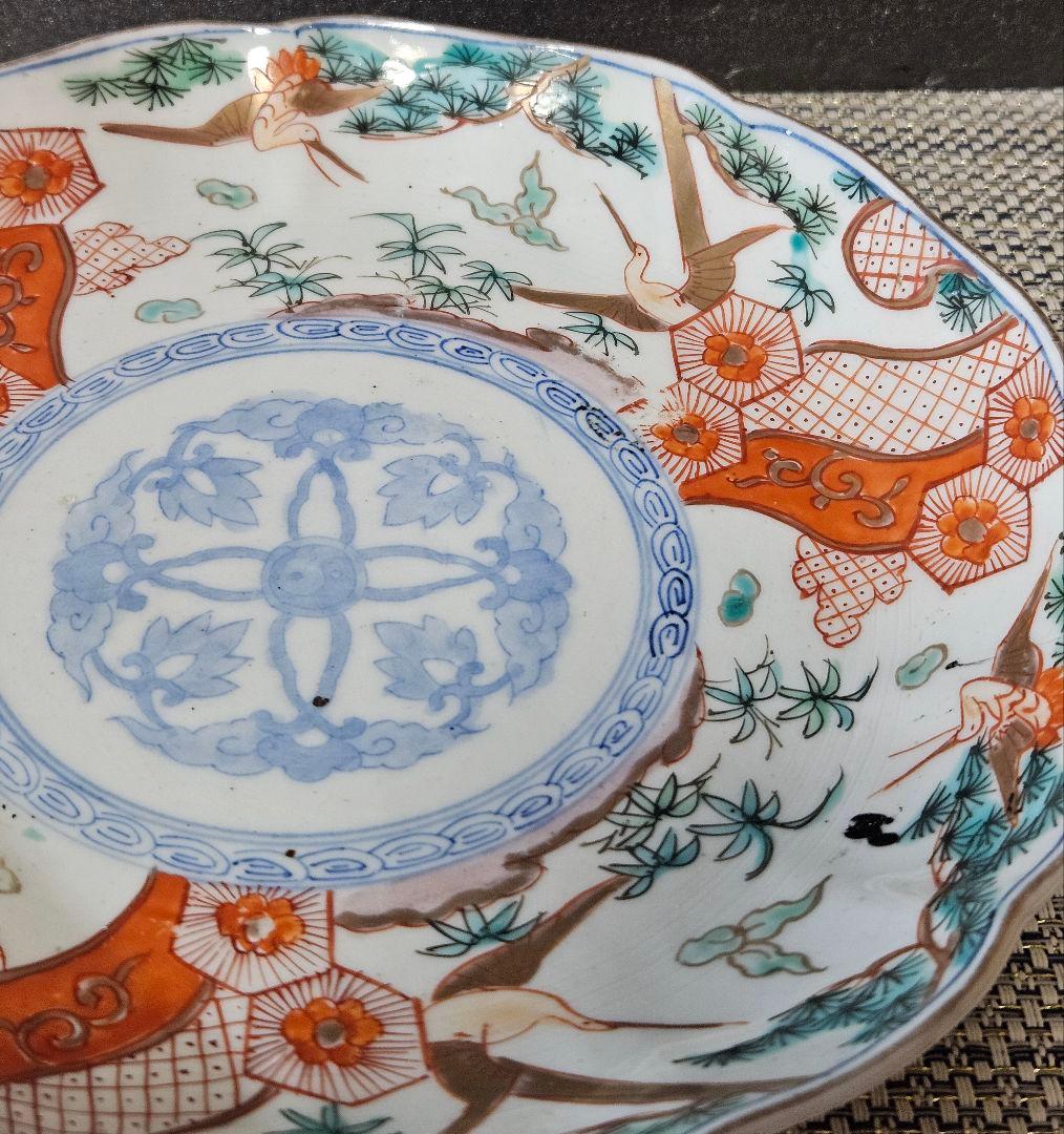 江戸時代末期～明治時代　錦手　金彩色絵　松鶴図　金彩赤絵亀甲文　21.8cm皿