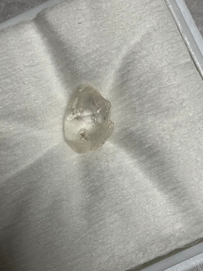 【神の石】産フェナカイト