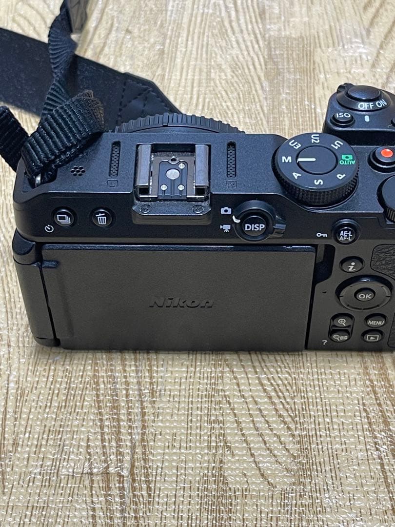 Nikon Z 30 ミラーレスカメラ