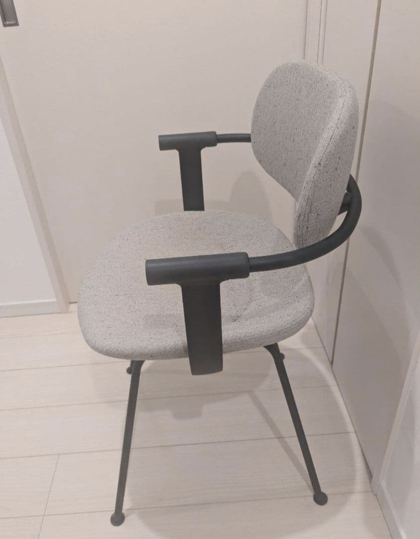 ITOKI バーテブラ 03 vertebra03 チェア 布地張り 4本脚