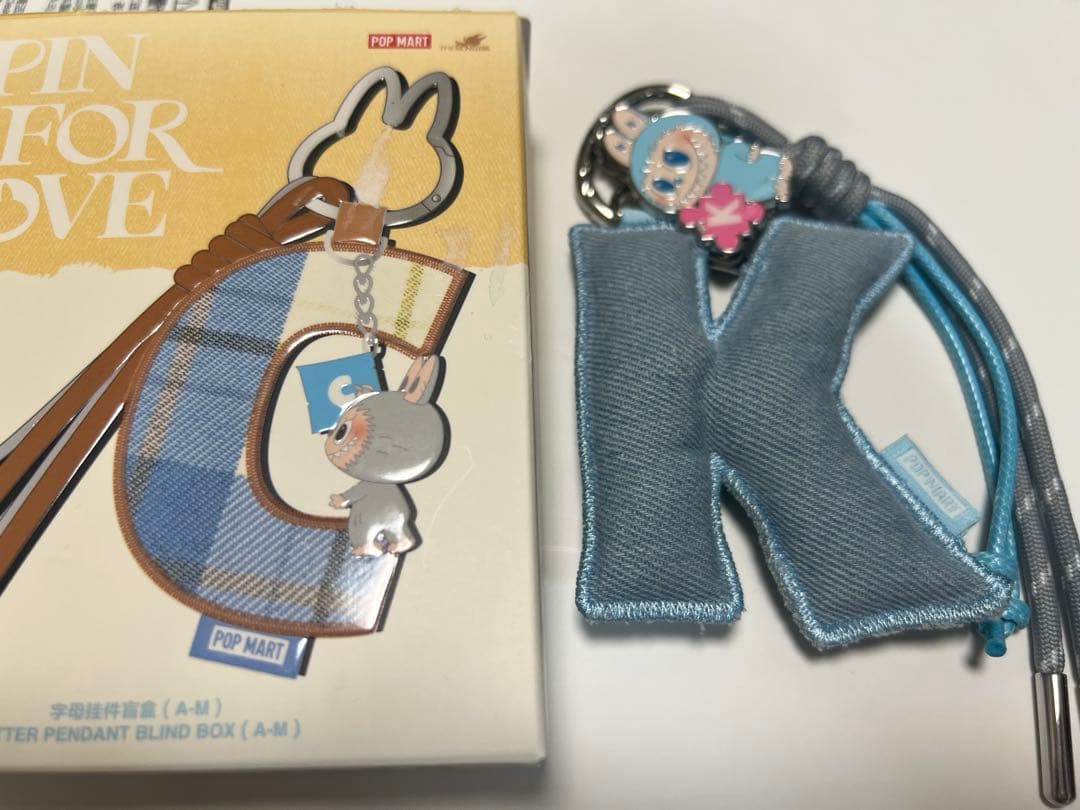 ストラップ LABUBU PIN FOR LOVE K