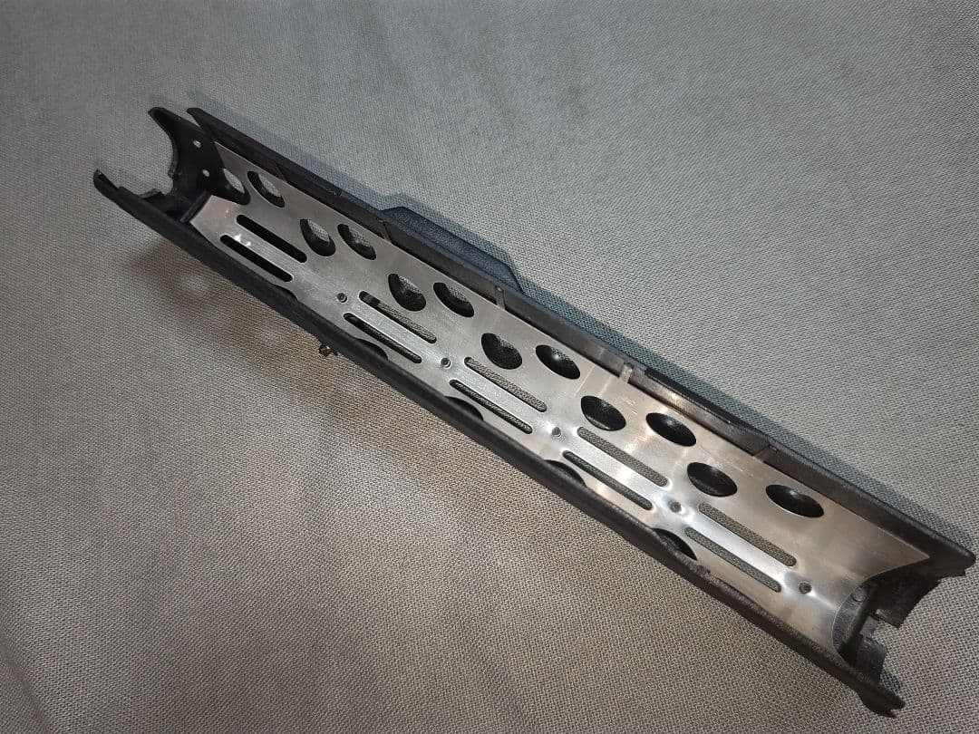 kawasakitomohiro2000 ハンドガード　リーフサイト付き