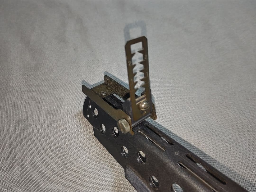 kawasakitomohiro2000 ハンドガード　リーフサイト付き