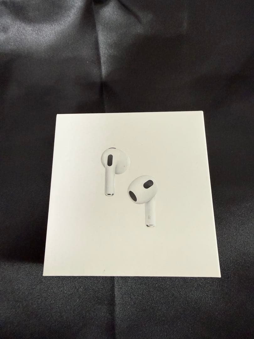 AirPods本体(3rd Generation)ホワイト 充電ケース付き 箱付