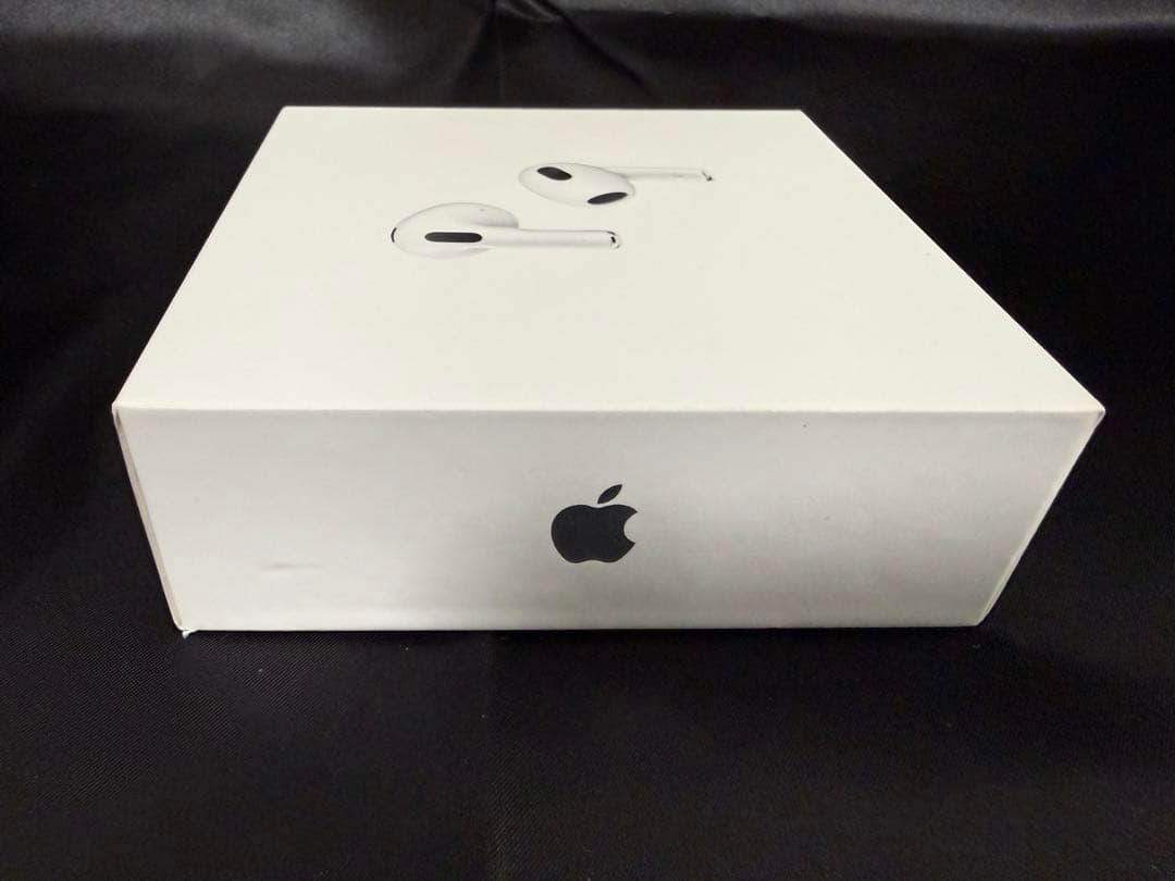 AirPods本体(3rd Generation)ホワイト 充電ケース付き 箱付