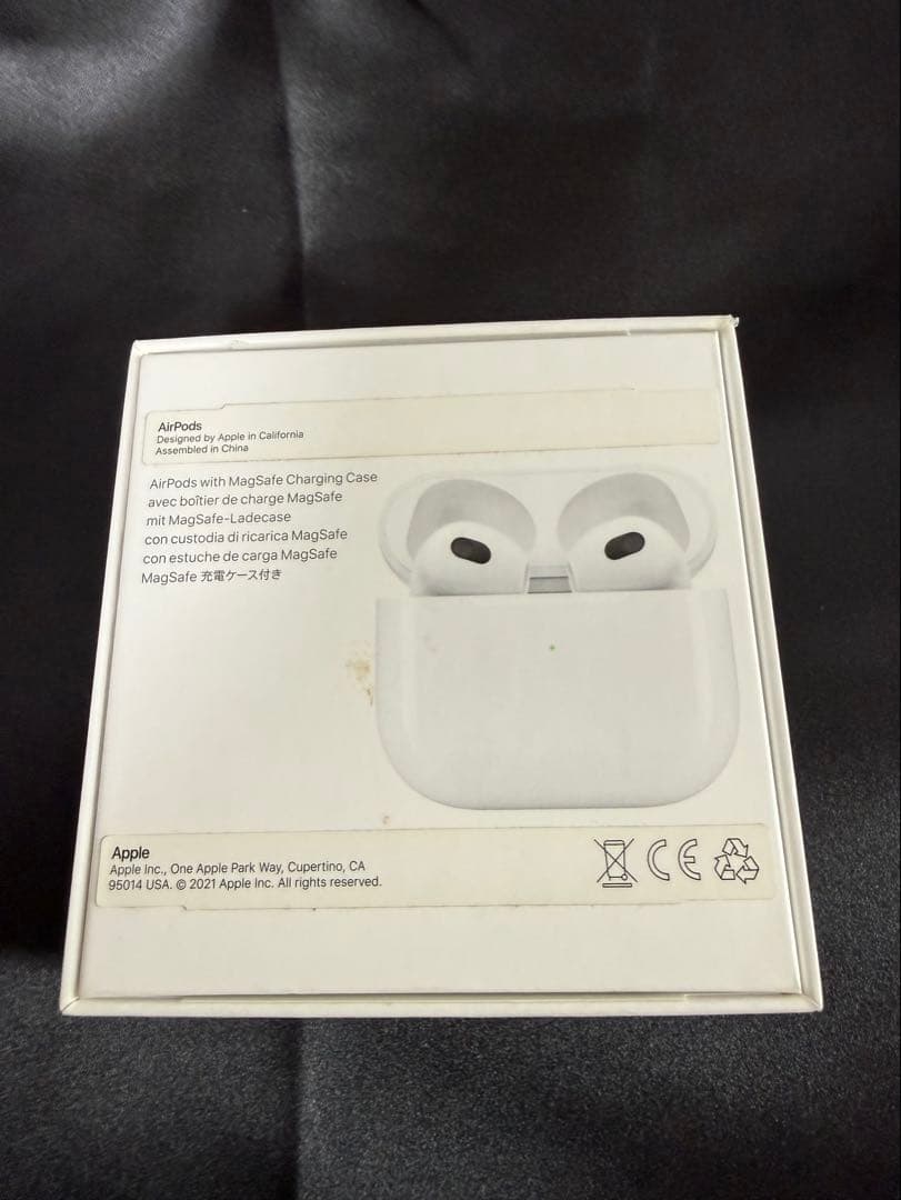 AirPods本体(3rd Generation)ホワイト 充電ケース付き 箱付