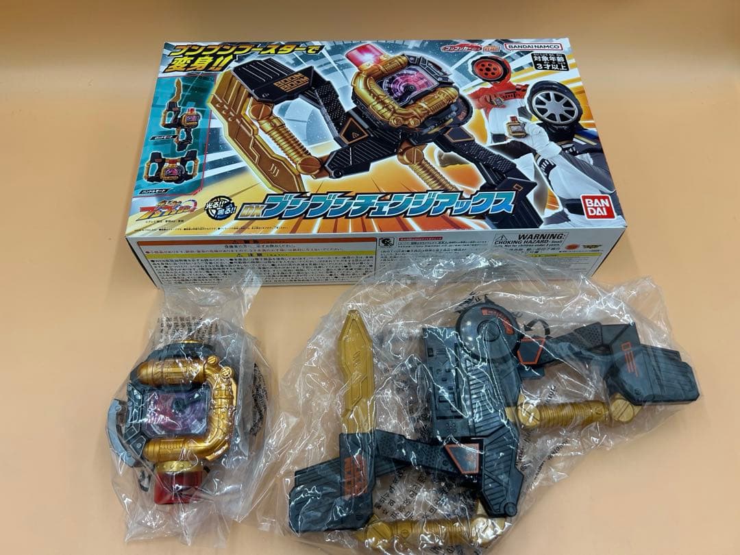 BANDAI 戦隊ヒーロー フィギュアなどのコレクションセット