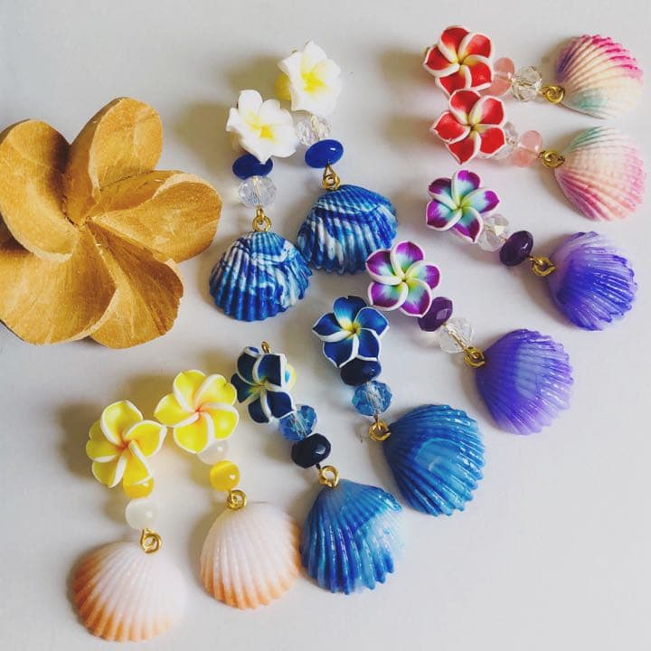 天然石とプルメリアピアス イヤリング