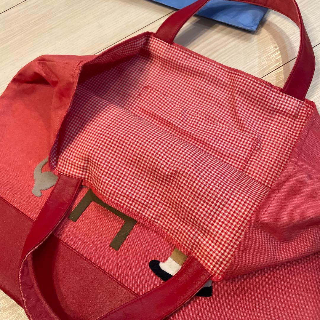 familiar 赤い手提げバッグ 子供と猫の刺繍