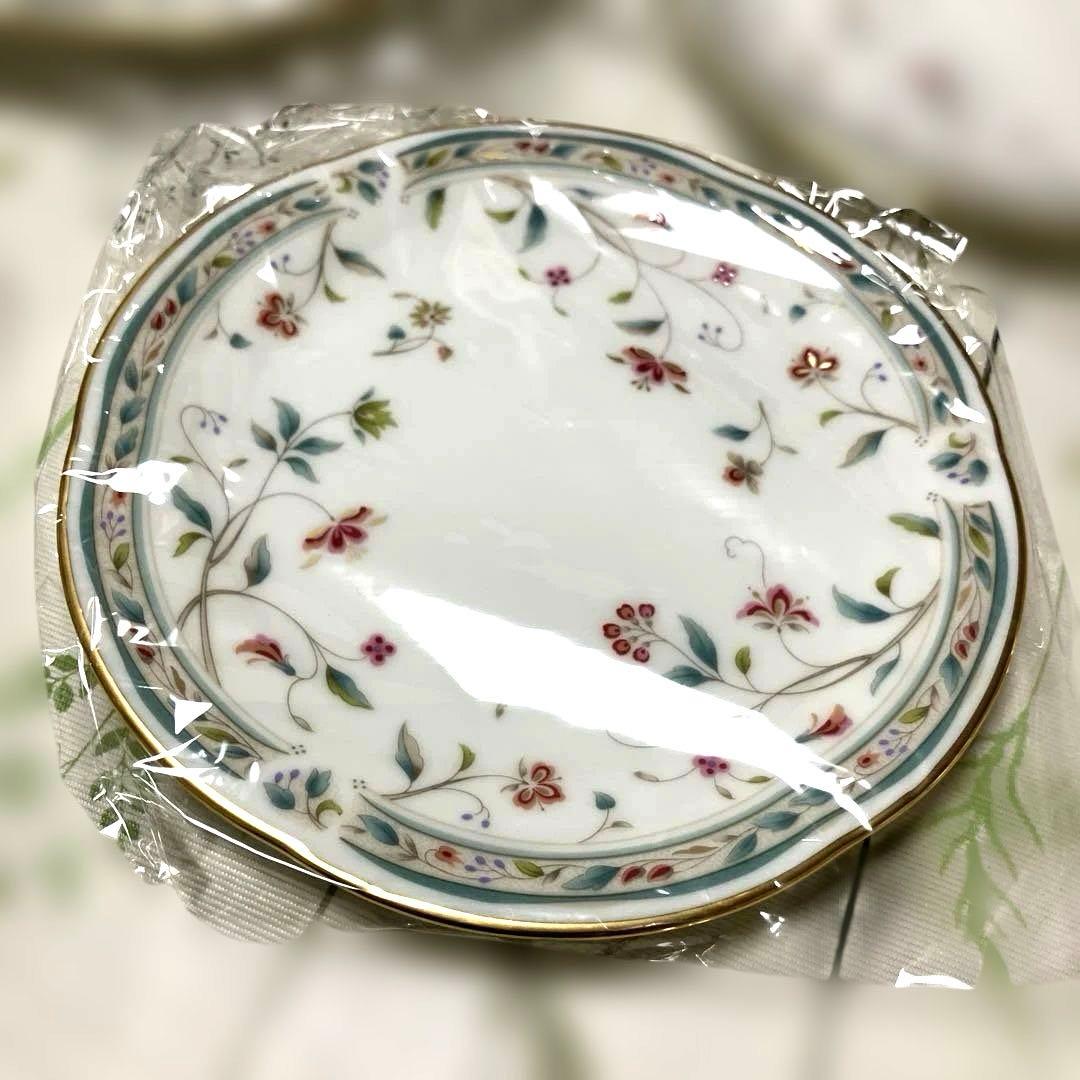 新品　NORITAKE プレート　25.5㎝×1枚　15.5㎝×5枚　花更紗　1