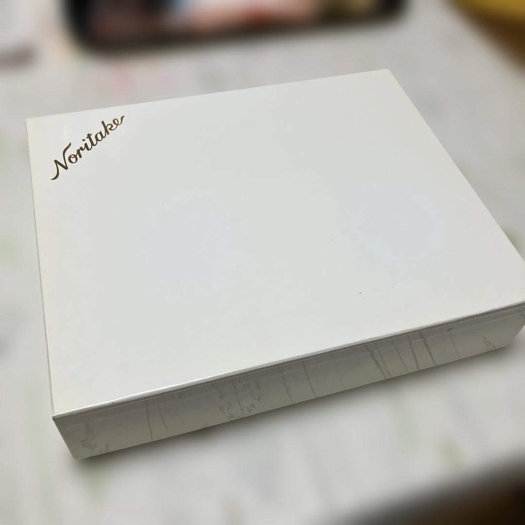 新品　NORITAKE プレート　25.5㎝×1枚　15.5㎝×5枚　花更紗　1