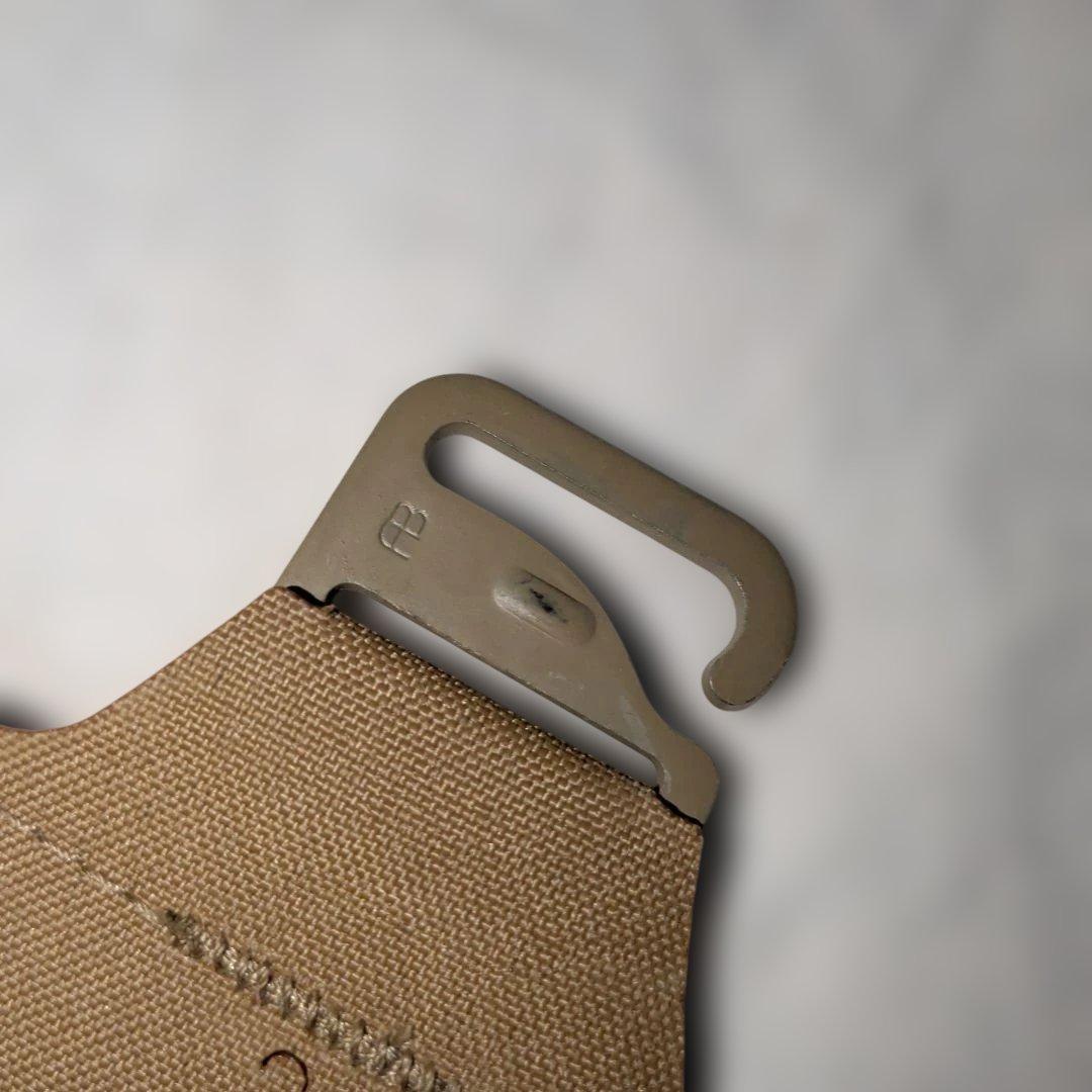 FerroConcepts カンガルーフロントフラップ 実物メーカー