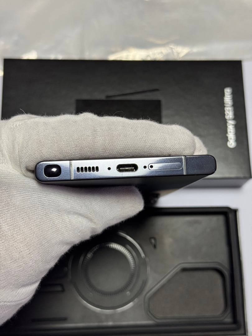 Docomo Galaxy S23 Ultra 512GBチタンジェットブラック