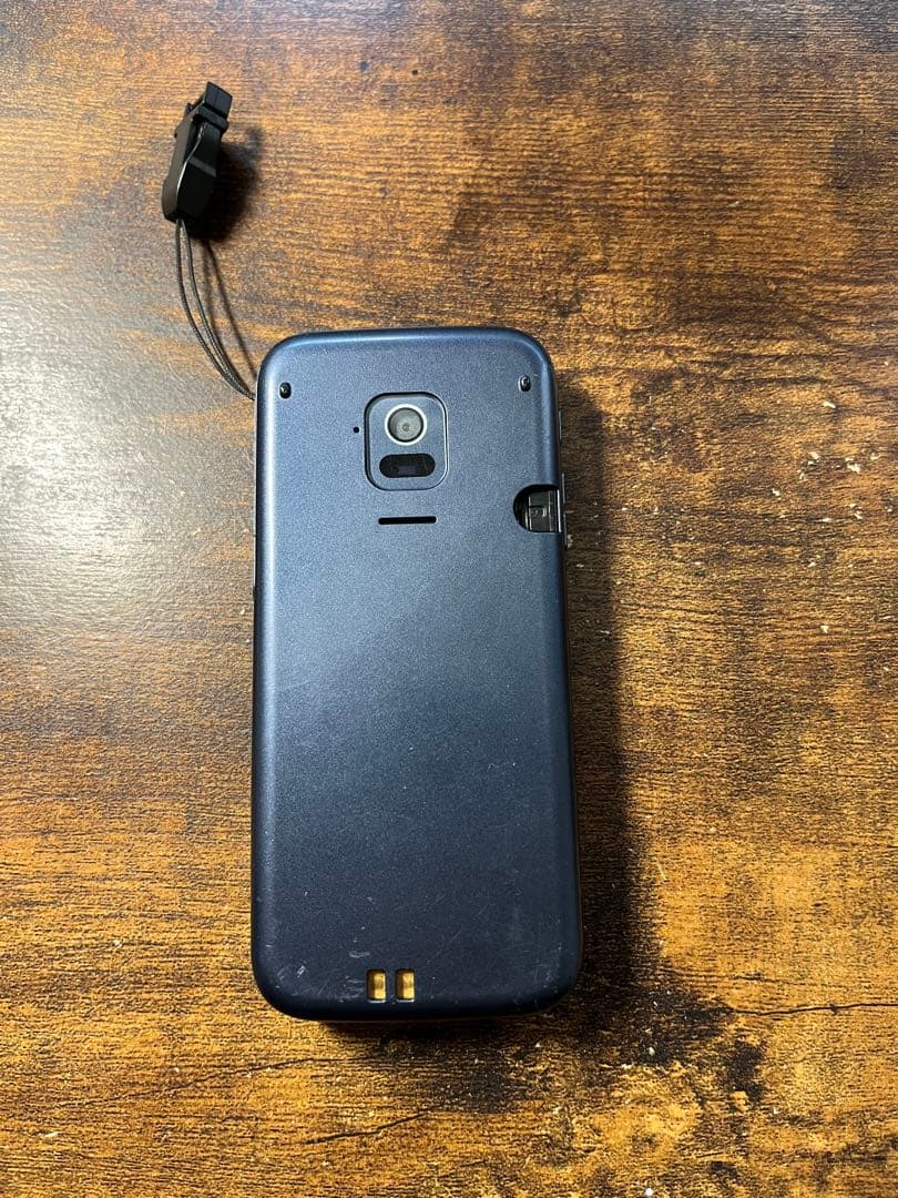 らくらくホン　docomo F-01M