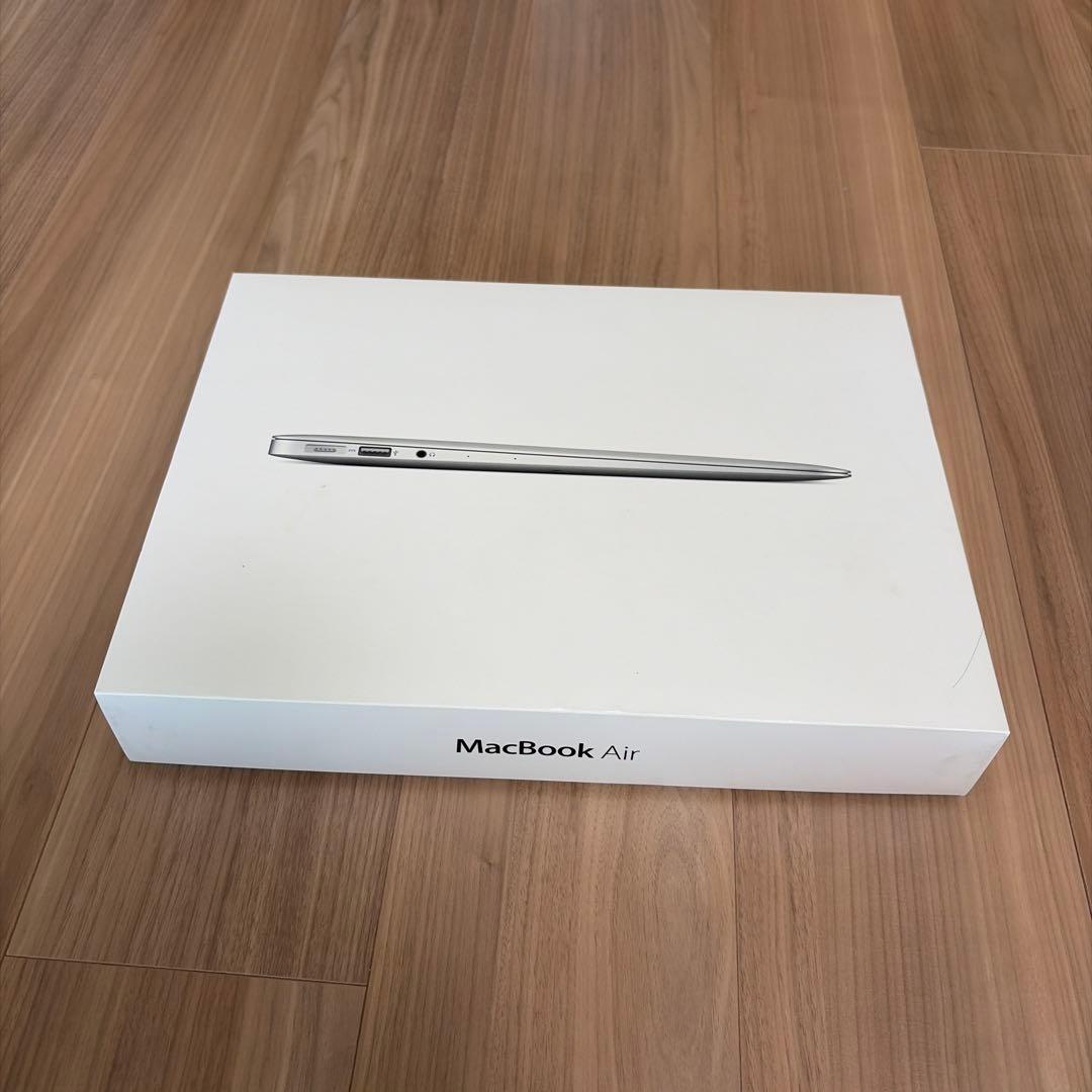 【美品】MacBook Air シルバー　13インチ